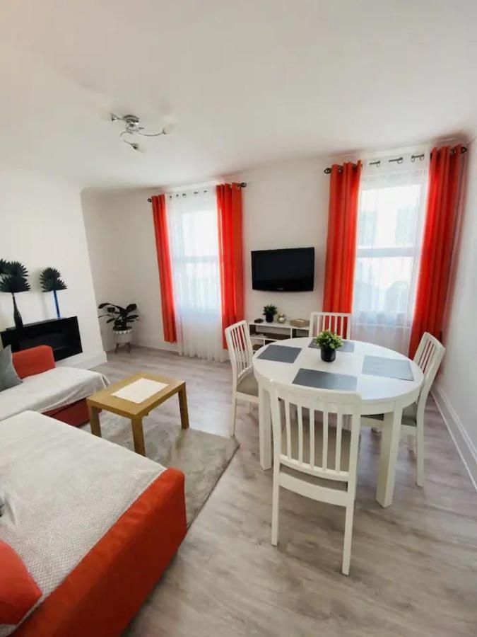 Castle View 2 Bedroom Apartment In Town Centre Гастінгс Екстер'єр фото